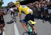 Chris Froome shows off his Fizik. Chris Froome shows off his Fizik.